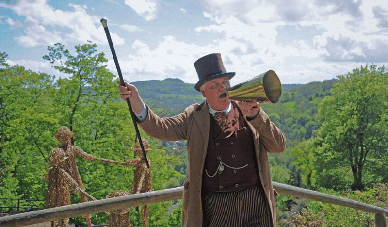 Man dressed in Victorian attire at the Heights of Abraham